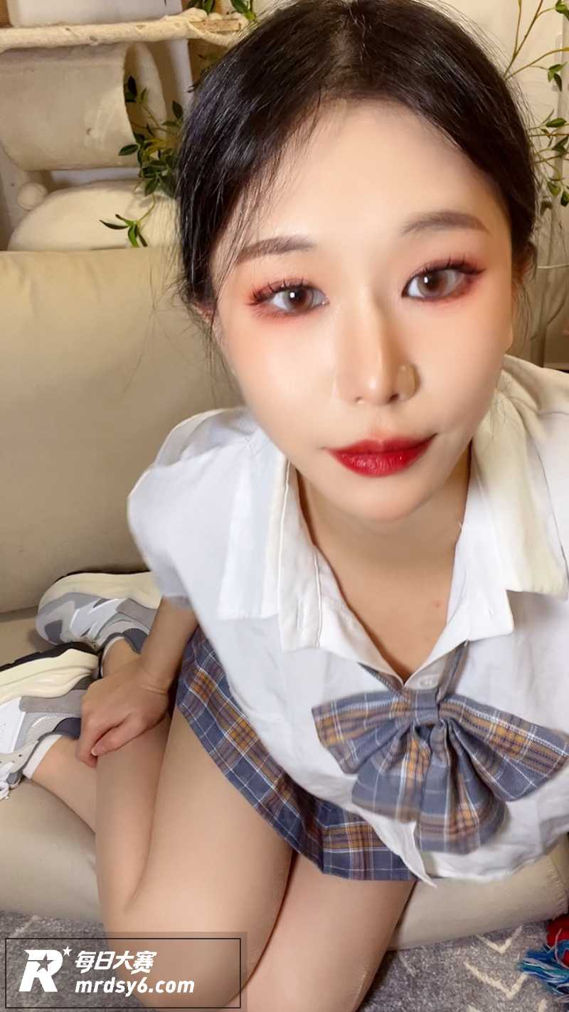 抖音高颜值网红 宵夜相关图片2